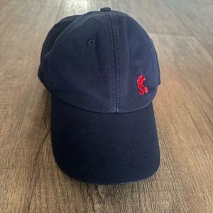 Disney Mickey baseball cap.